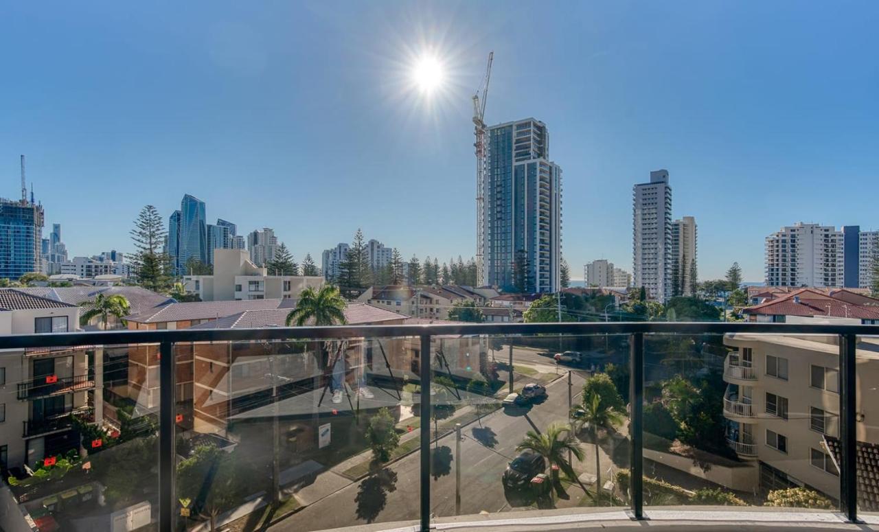 Encore Broadbeach - Official Gold Coast Eksteriør bilde